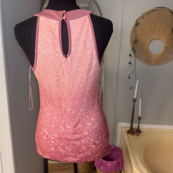 VENUS Pink Lace Halter Top - Picture 2 of 4